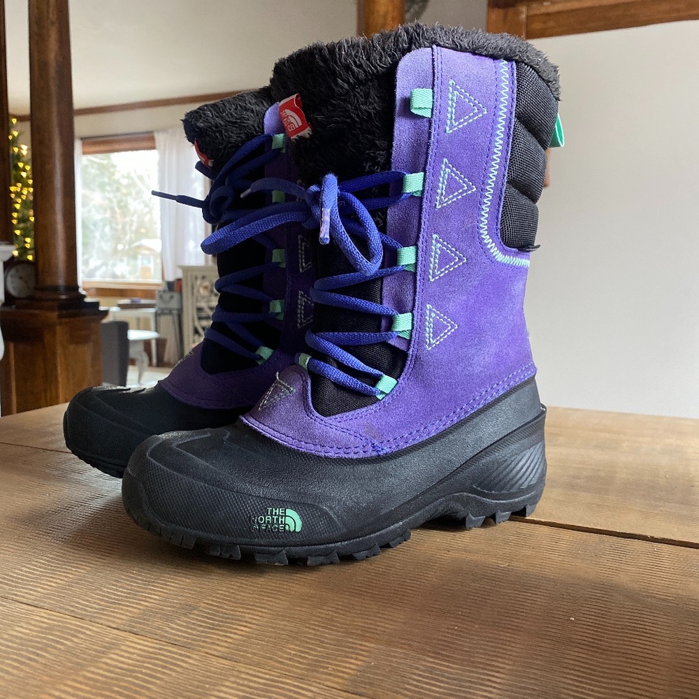 The North Face girls winter boots